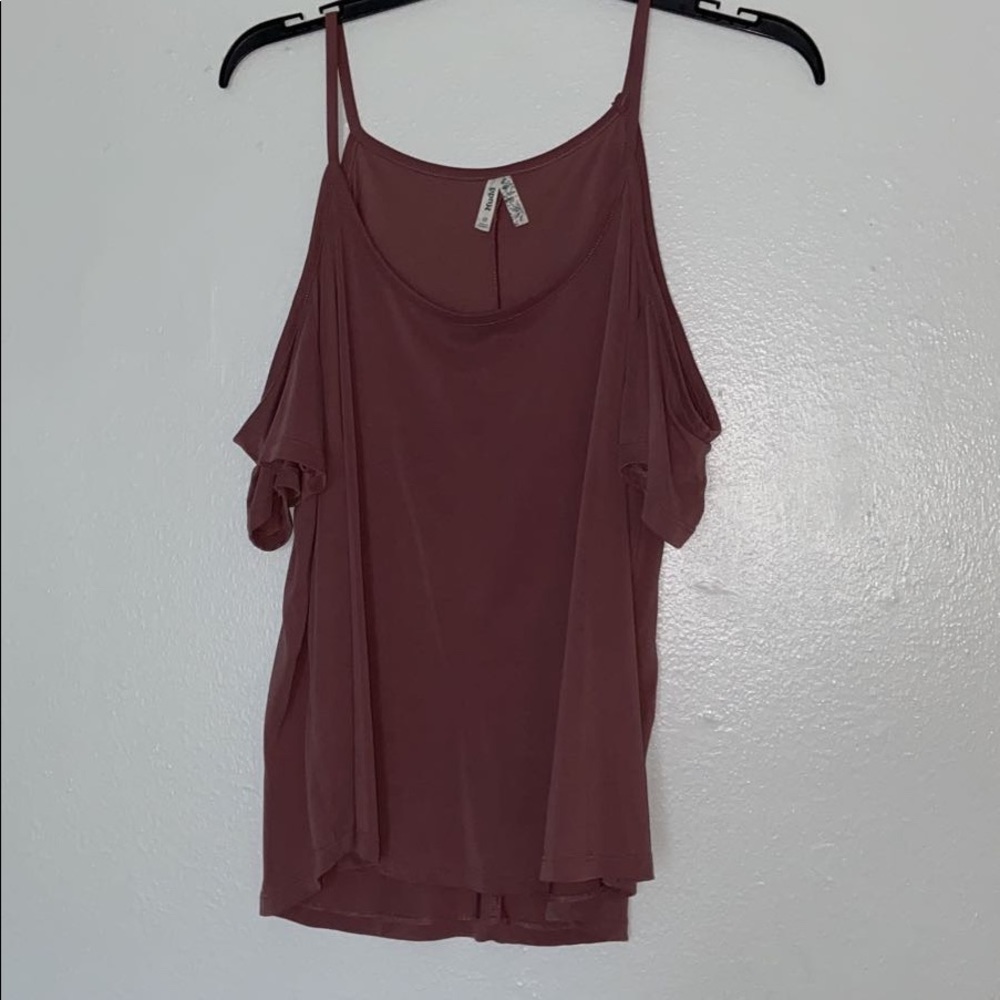 Cold shoulder Top
